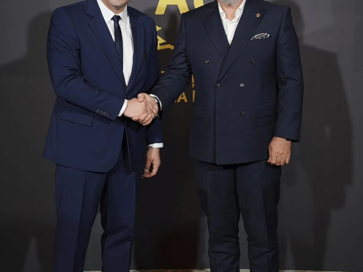 George Simion și Sorin Constantinescu la momentul anunțării adeziunii celui de-al doilea la AUR. Sursă foto: Facebook