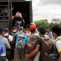 Președintele francez nu se așteaptă la un val de migranți. FOTO: Facebook