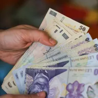 Categoria de români care poate beneficia de 2.000 lei până în 2027. Pentru ce pot fi folosiți banii? - Foto: Profimedia Images/ Imagine cu caracter ilustrativ