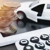 Tarife RCA mai mari cu până la 30% din 2025. Care sunt șoferii care vor plăti RCA de 5.000 de lei? - Foto: Profimedia images