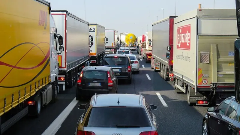 Trafic intens pe autostrada A2 pe sensul către litoral/FOTO: Pixabay