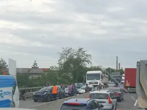 Accident rutier grav în apropiere de Ploiești. 7 mașini sunt implicate și 2 persoane rănite Foto: News.ro