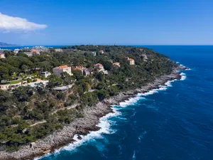 Vila ”Villa Del Mare” a oligarhului rus Shalva Chigirinsky de pe Coasta de Azur. / Foto: Profimedia