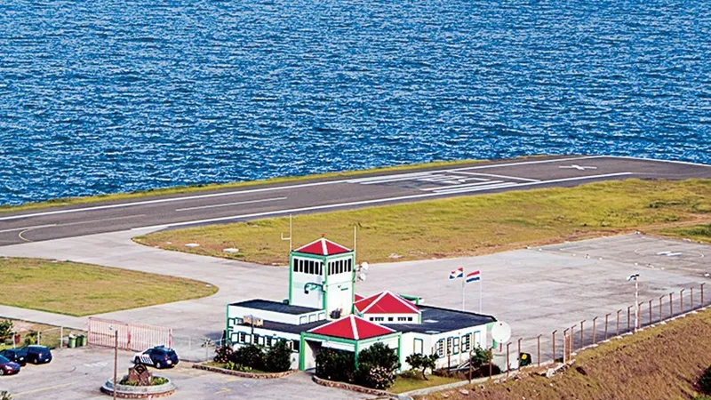 Aeroportul Juancho E. Yrausquin