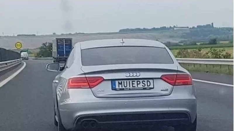 Numerele de înmatriculare controversate au fost retrase de Suedia, dar proprietarul va primi permisul înapoi și va putea folosi celelate plăcuțe ACTUALITATE