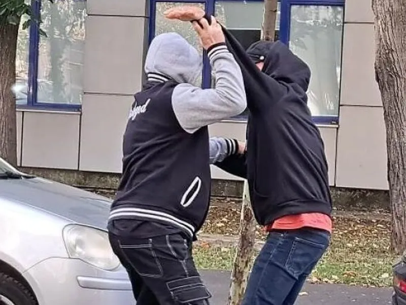 Bătaie „rasială” pentru un loc de parcare - Foto: ZdI