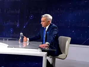 Călin Georgescu, delir de dictator: Statul acționar 51% în orice companie, benzină la 1 LEU/litru - Foto: captură video