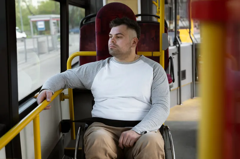Persoană cu handicap - Foto: Freepik (Imagine cu rol ilustrativ)