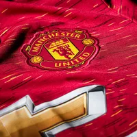 Manchester United și-a mai adus o vedetă în lot. FOTO: facebook