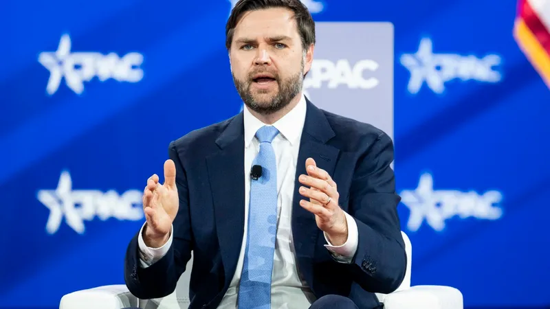 JD Vance care îl susține pe Călin Georgescu, autorul unui faliment de 380.000.000$. - Foto: Profimedia Images