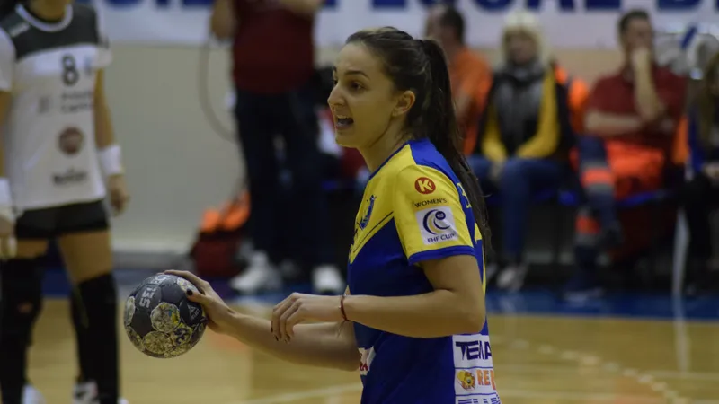 Eliza Buceschi se retrage din echipa națională de handbal. Este a doua sportivă care renunță Foto: Facebook/ Eliza Buceschi