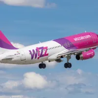 Wizz Air a plătit 40.000 € unui român umilit de compania aviatică. „3 zile nu au răspuns la telefon” - Foto: Wizz Air / imagine cu rol ilustrativ