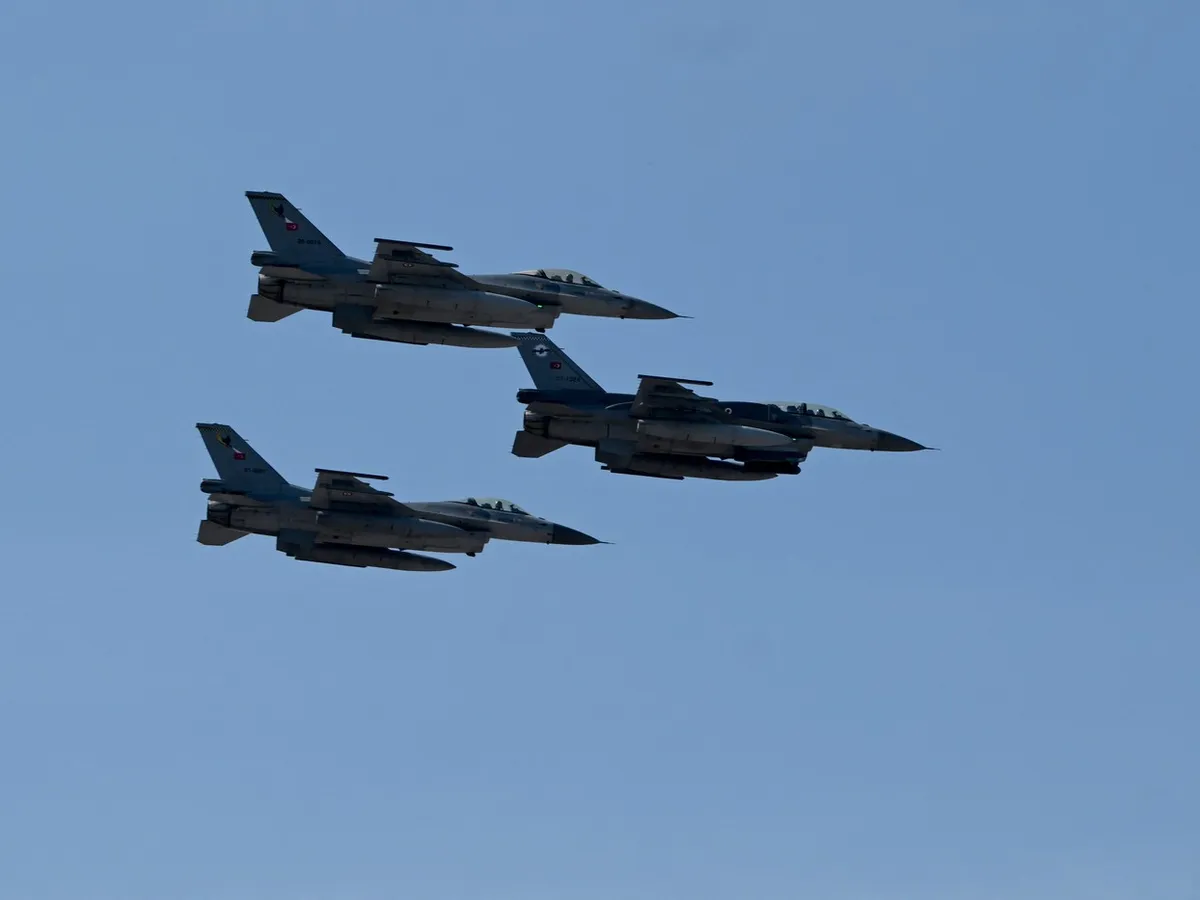 Un avion F-16 distruge drone Shahed iraniene. Două într-o misiune. România, 67 de F-16, dar variante mai vechi