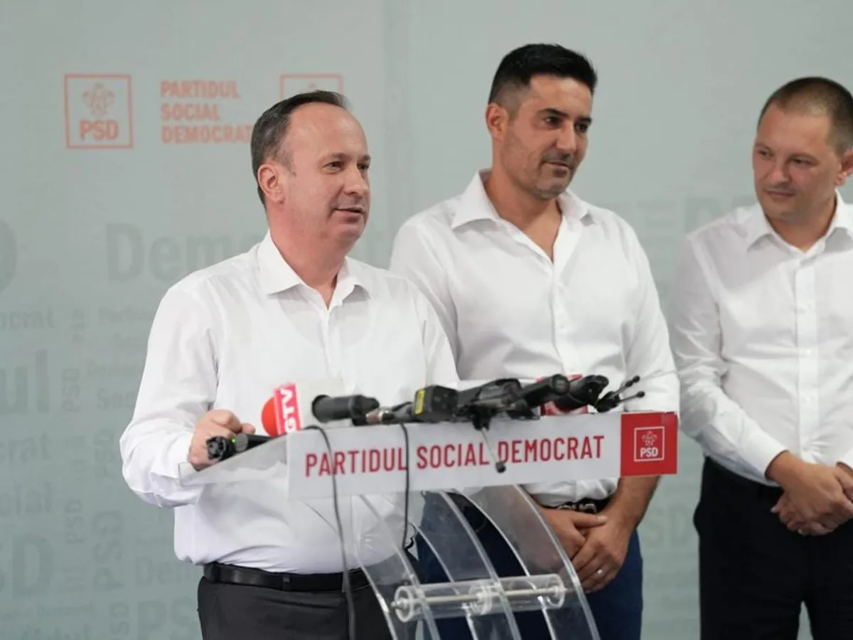 Adrian Câciu (centru) - Foto: FB