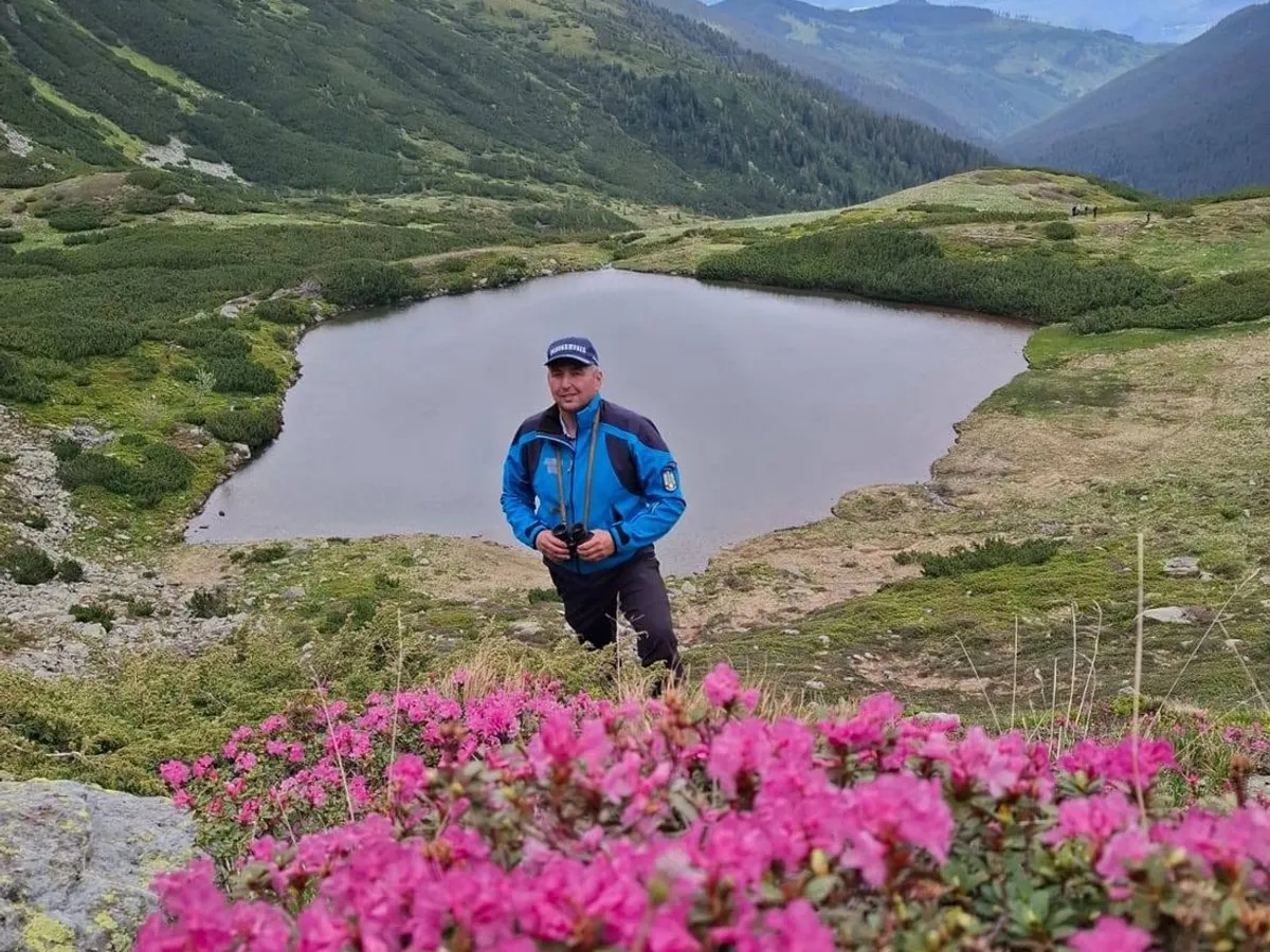 Există o floare în România pe care, dacă o rupi, te alegi cu dosar penal. Care este aceasta și unde crește?