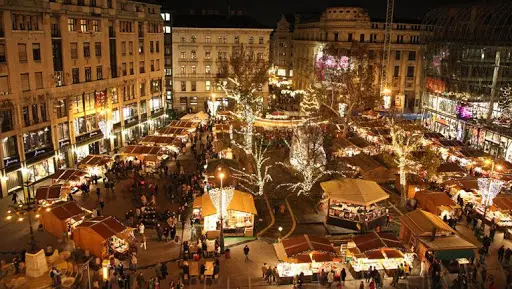 Piața de Crăciun de la Budapesta / Foto: abouthungary.hu