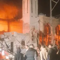 Bombardamente israeliene în Rafah. 52 de morți, mai mult locuințe și 3 moschei, distruse - Foto: X/ @HadiNasrallah