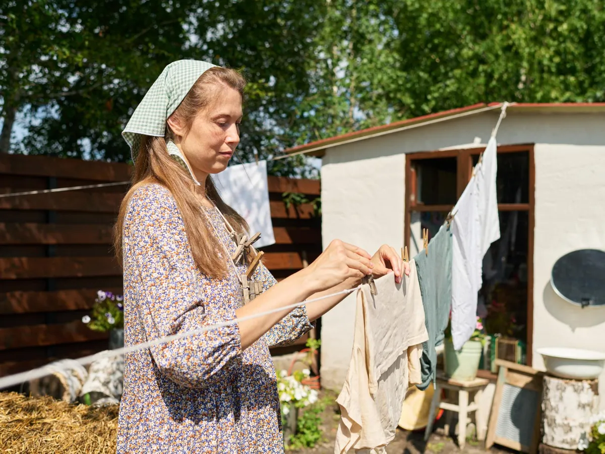Pensionar făcând activități la pensie - Foto: Freepik