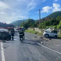 Un șofer băut, drogat și cu permisul anulat a provocat un accident rutier. Un copil de 15 ani, rănit - Foto: News.ro