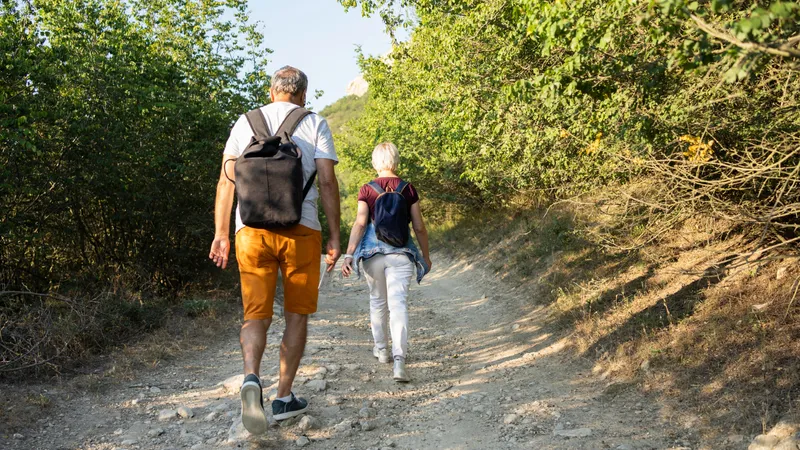 Sprijin la pensie. Cum obțin pensionarii o reducere de 70% la biletul de tratament? Unde pot merge? - Foto: Freepik