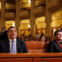 Candidaţii Nicuşor Dan şi George Simion, ăn campanie electorală - Foto: INQUAM PHOTOS/Malina Norocea