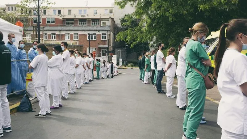 Personal medical al unui spital belgian la vizita premierului/FOTO: hotnews.ro