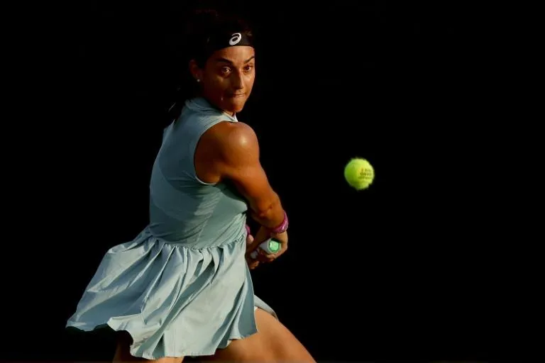 Caroline Garcia a învins-o pe Buzărnescu şi va juca în turul secund la Miami Open cu Simona Halep. / Foto: tv5monde.com