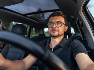 Șofer în trafic - Foto: Freepik (Imagine cu rol ilustrativ)