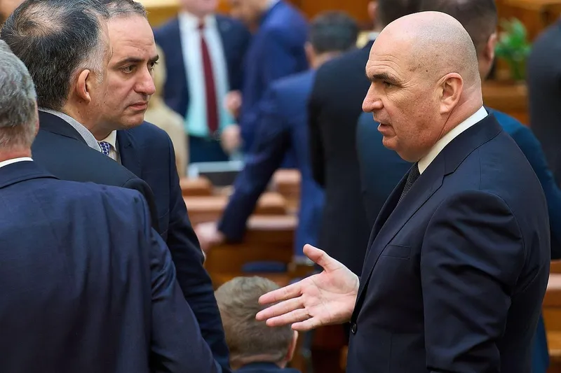 Prim-ministrul Ilie Bolojan, la asumarea răspunderii Guvernului, pe 15 decembrie - Foto: Profimedia Images