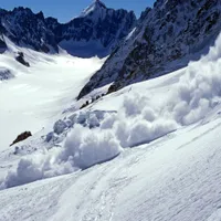 Risc major de avalanșă în Munții Bucegi și Făgăraș. Salvamont Brașov: "Evite traseele alpine!" - Foto: Profimedia images
