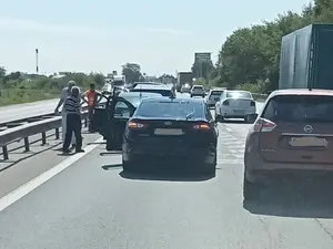 Accident în lanț cu patru mașini, pe autostrada A1 Pitești-București, la Ciorogârla. / Foto: infotraficromania.ro