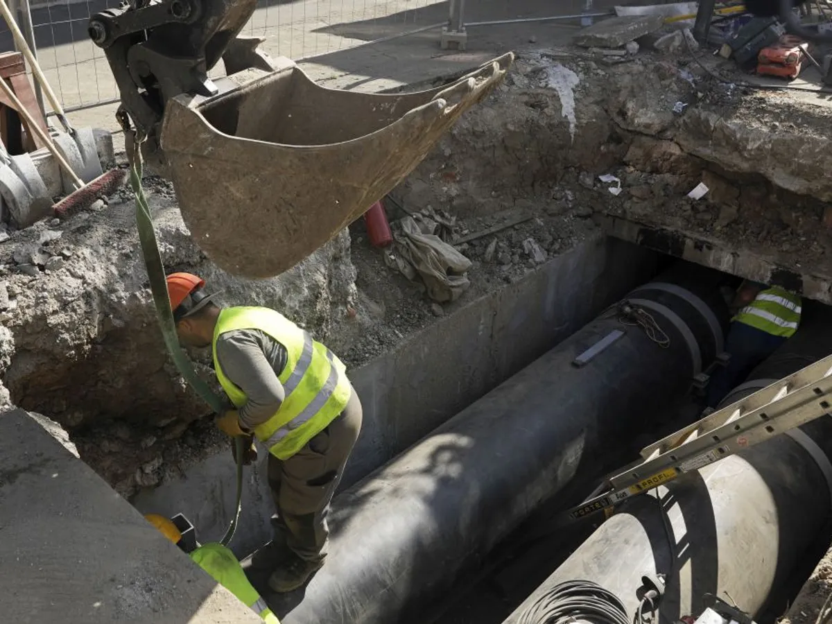 Şantier de termoficare din Şoseaua Mihai Bravu, Bucureşti - Foto: INQUAM PHOTOS/Mălina Norocea (imagine cu caracter ilustrativ)