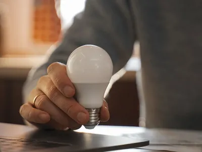 Sprijin financiar de 50 lei/lună, pentru plata facturilor la energie electrică - Foto: Freepik/CC0