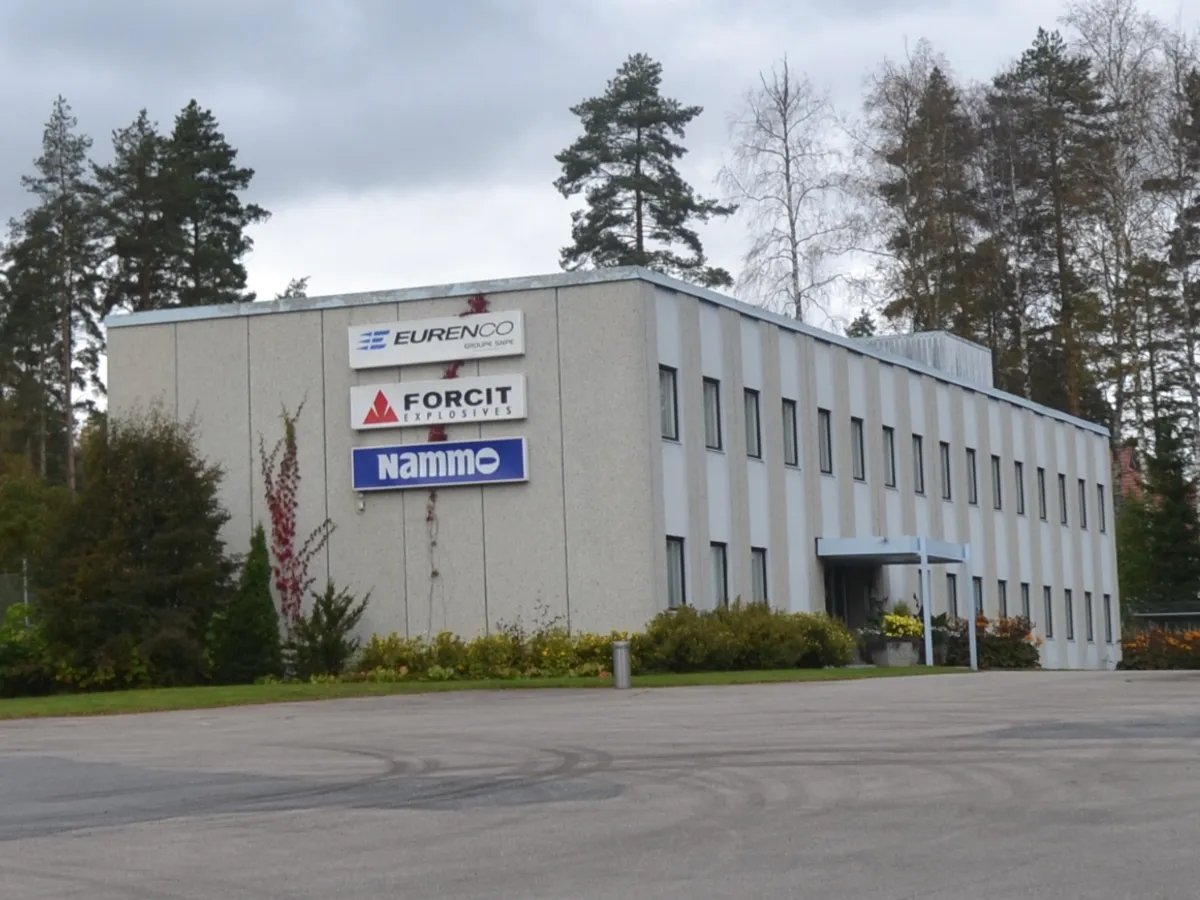 Explozie la o fabrica de praf de pușcă din Finlanda, soldată cu un mort - Foto: Militarnyi//Antti Leppänen