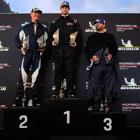 Un român de 17 ani, campion absolut în Porsche Sprint Challenge Benelux - Foto: Facebook/Bogdan Duma