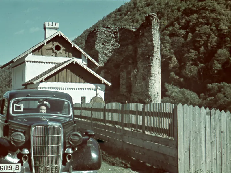Imagini color unice din România în 1942-1946, în plin Război: Sibiu, Făgăraș, Brașov, București - Foto: Facebook/Arhiva de Fotografie