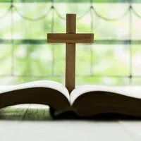 SĂRBĂTOARE 1 IUNIE Cine a fost sfântul pasionat de filosofia greacă, convertit apoi la creștinism? -Foto: Freepik.com (Imagine cu caracter ilustrativ)