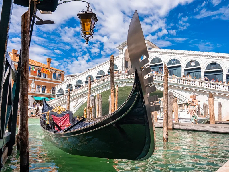 Veste prostă, pentru turiștii care vor să viziteze Italia! Noi taxe și acces reglementat pe plaje - Foto: Freepik (Imagine cu rol ilustrativ)