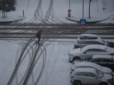Atmosferă de iarnă citadină în Braşov - Foto: INQUAM PHOTOS/Alexa Nicodim (Imagine cu caracter ilustrativ)