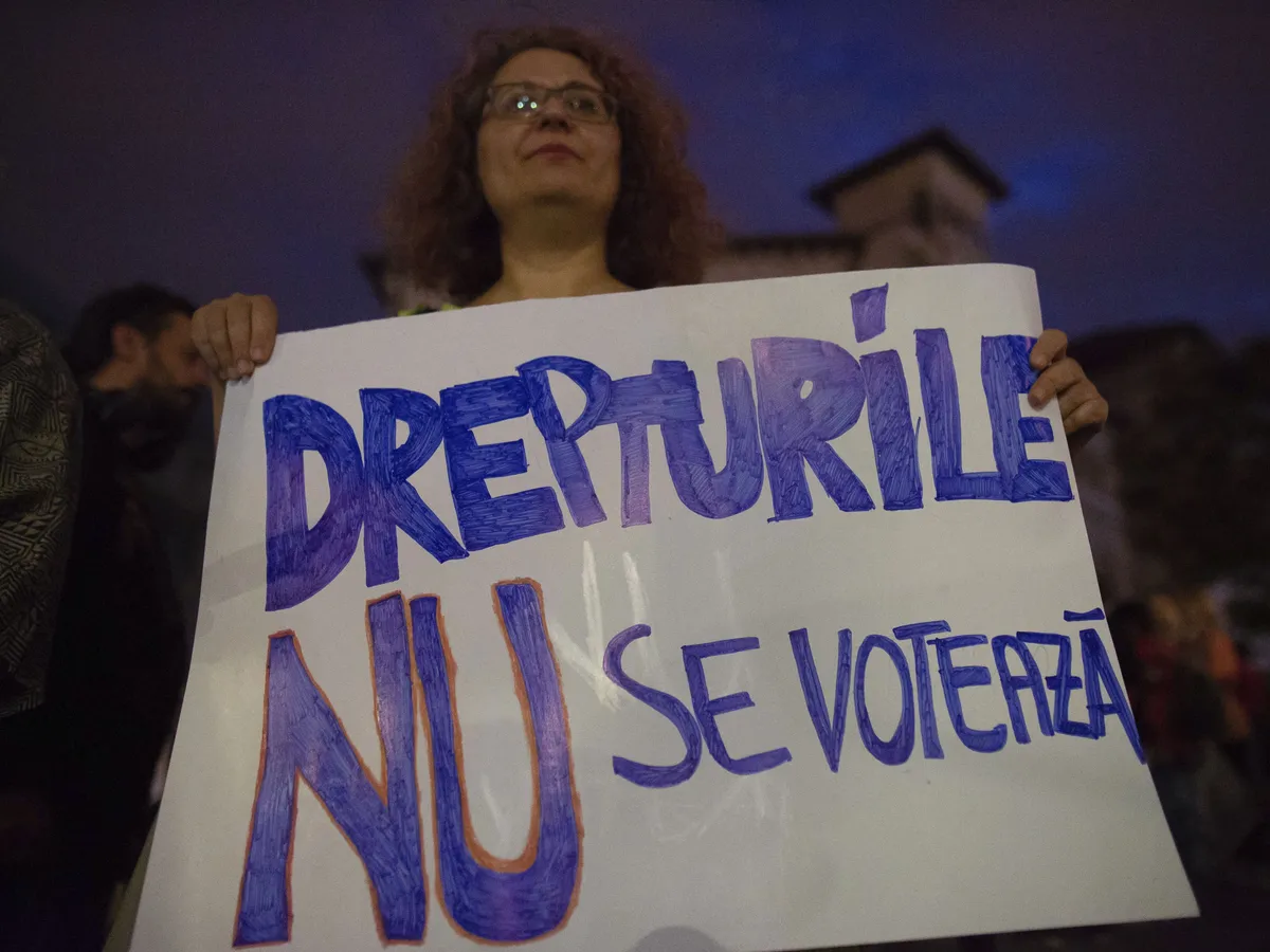 Protest la Universitate, după ce senatorii au votat pentru organizarea referendumului CpF. Foto: Inquam Photos - Liviu Florin Albei