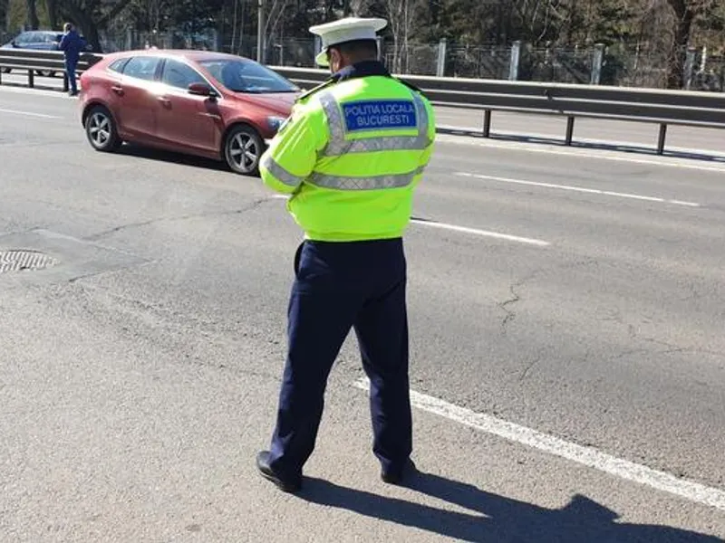 Polițist local din București/FOTO: PLB