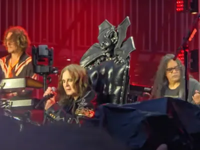 Ultimul concert al lui Ozzy Osbourne alături de Black Sabbath. Are 76 de ani și Parkinson - Foto: captură video