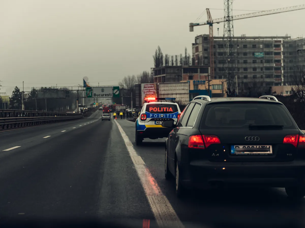 Circulația pe timp de noapte, restricționată de la ora 22.00/FOTO: Facebook/Poliția Română