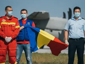 O echipă de medici români a lucrat în regim de voluntariat în Italia/FOTO: hotnews.ro