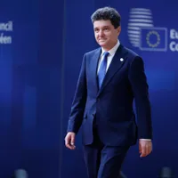Nicușor Dan, „curtat” intens de Macron și Merz. România, rol crucial pentru UE la masa bogaților - Foto: Profimedia images