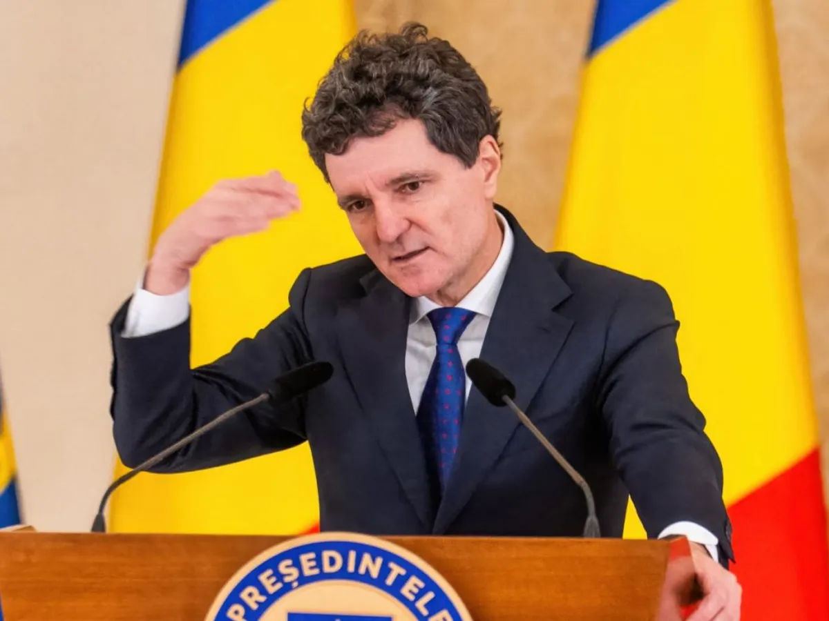 Nicuşor Dan va prezenta în Parlament Strategia Naţională de Apărare a Ţării