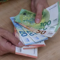 Aproape de recesiune. Economia creşte cu numai 1%. Creșterile de taxe, singura soluție - Foto: Profimedia Images