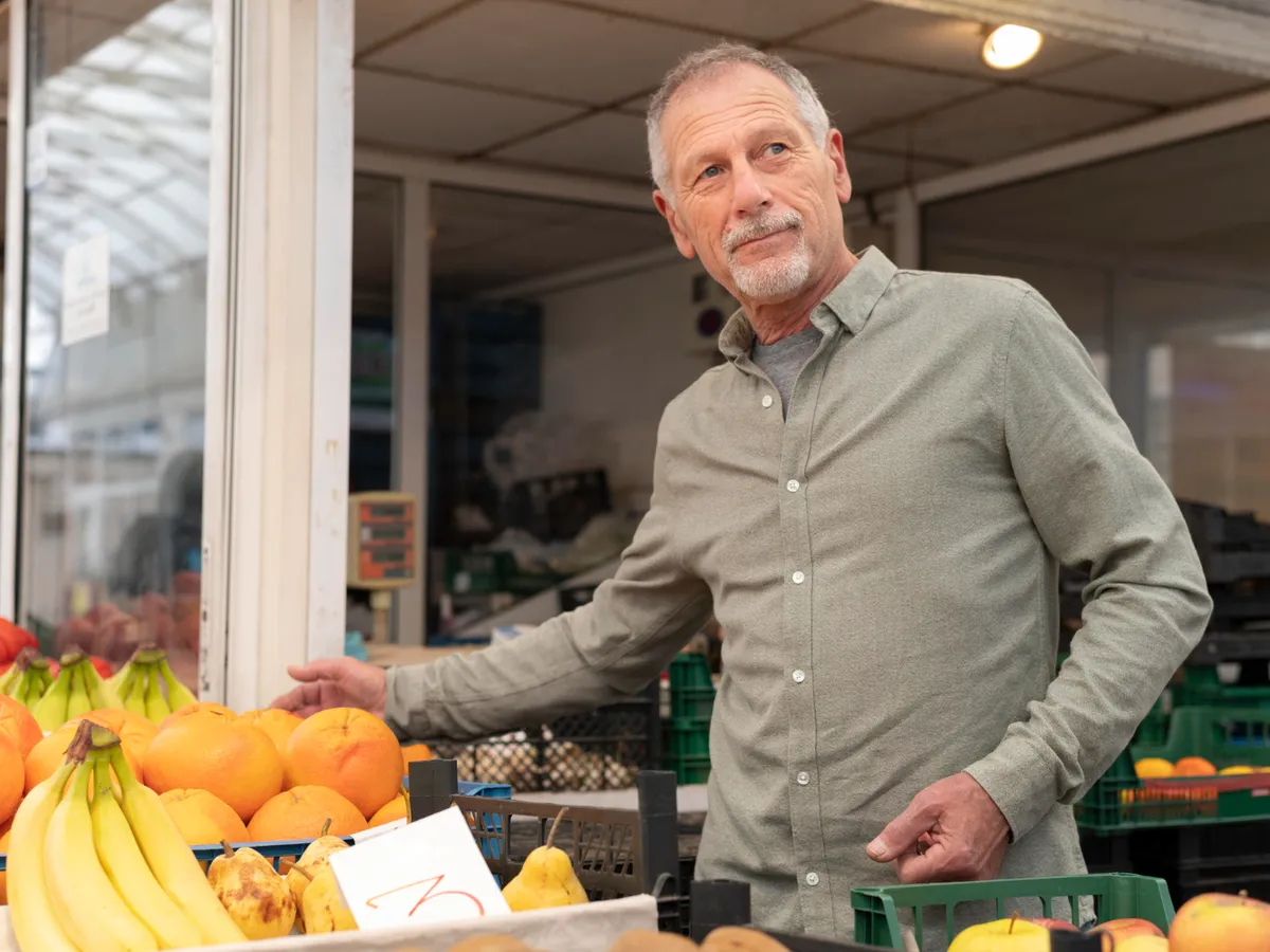 Pensionar la pensie la supermarket - Foto: Freepik