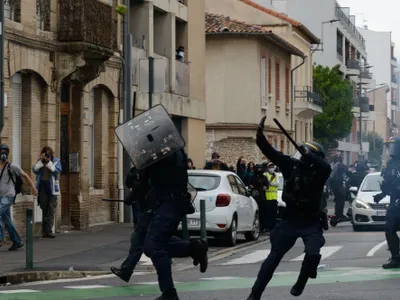Parisul, ca după război. Strigătul disperat al lui Emmanuel Petit și imagini cu puternic impact emoțional
