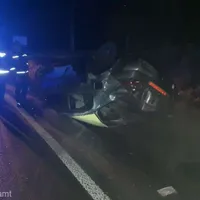 Un tânăr de 21 de ani a intrat frontal în autoturismul condus de un bărbat de 42 de ani/Foto: ISU Neamț